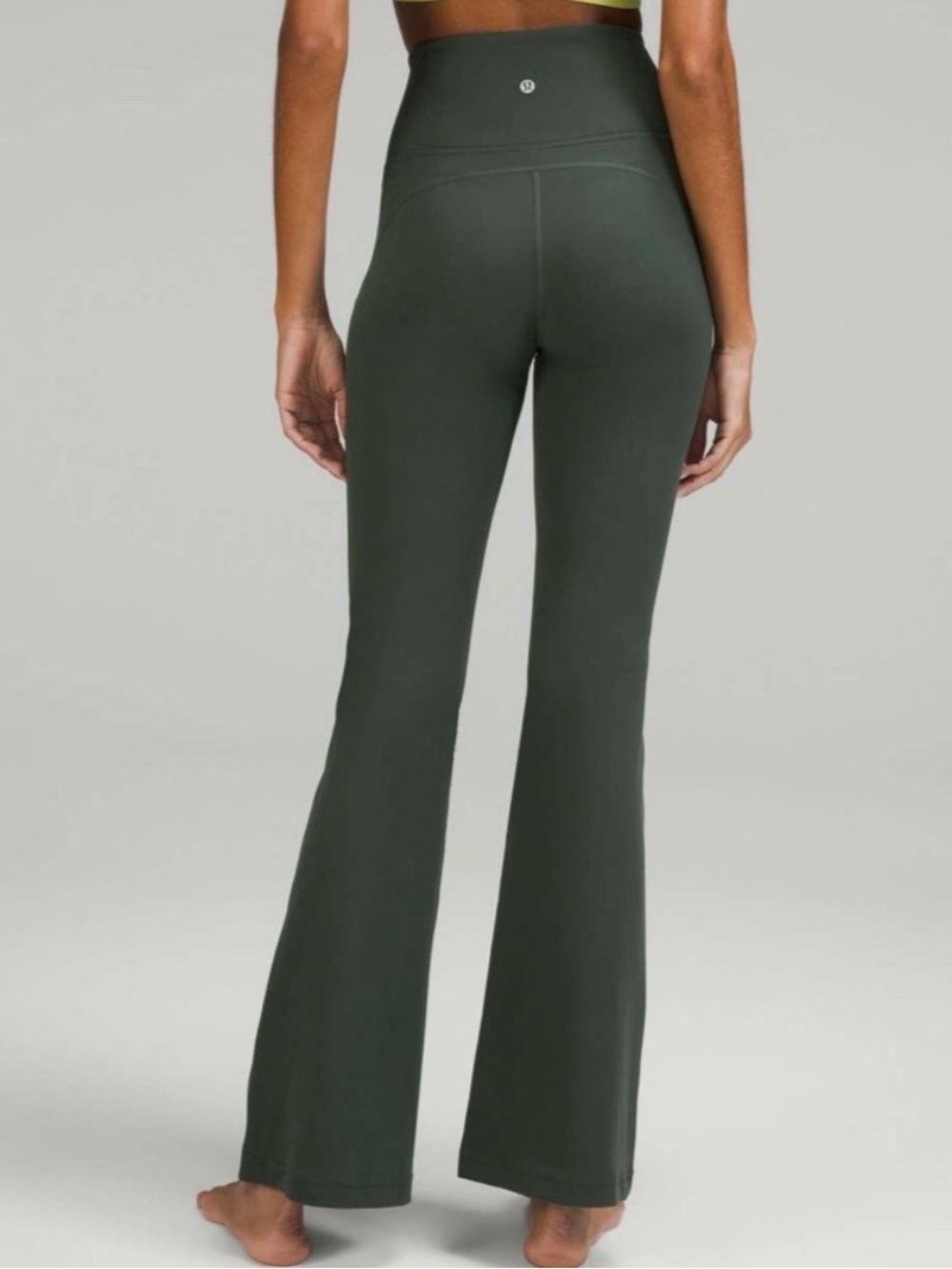 Lululemon Groove Super-High-Rise Flared Pant
Smoked Spruce size 10 - Picture 1 of 12